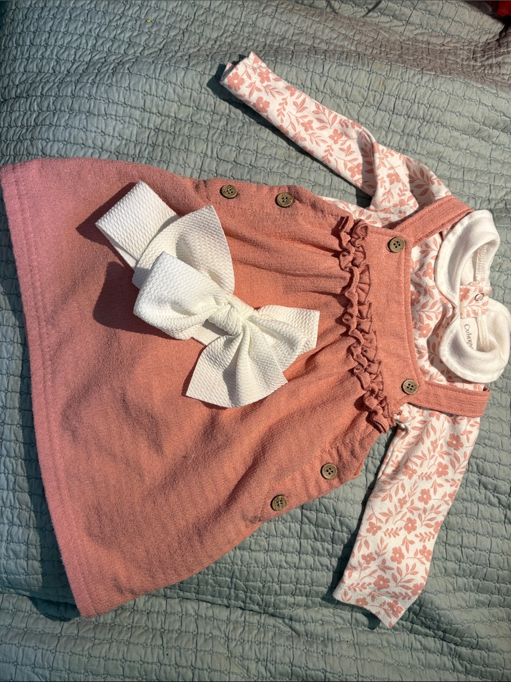 Catherine Malandrino Mauve 2 piece Outfit 6/9 months and a Bow